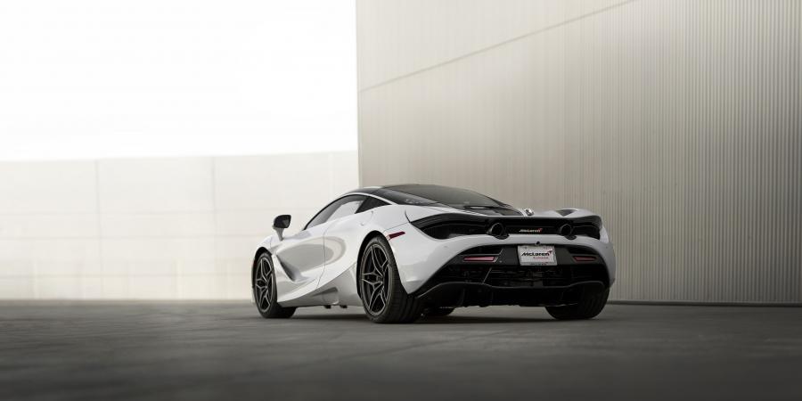  McLaren 720S Coupe 2017 года  (NA) (фото 28 из 31)